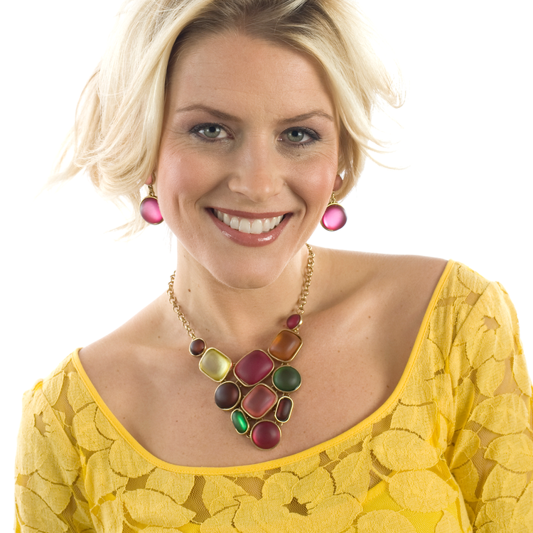 Eva Helps You Jazz Up Your Warm Weather Wardrobe