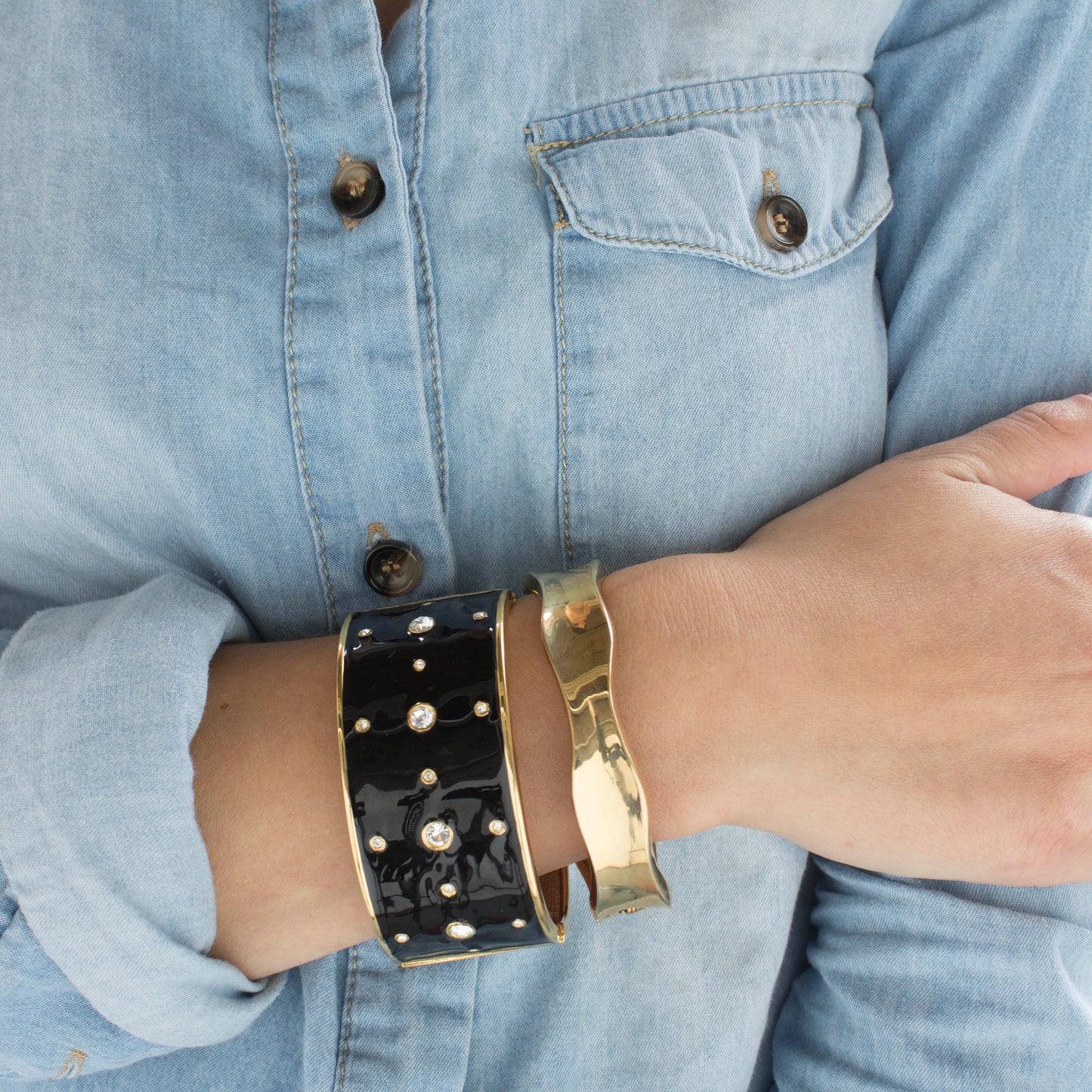 gold-bangle-bracelet