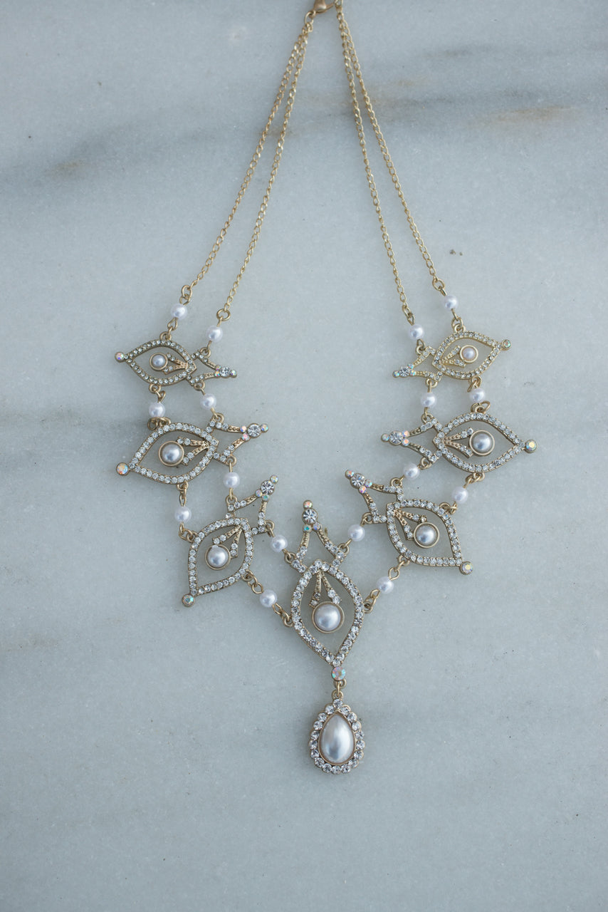 pearl-necklace-bridal-prom-jewelry-bib-necklace