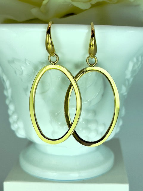Large Gold Tone Oval Dangle Hoop Statement Earrings Stainless Steel Lightweight Modern Fashion