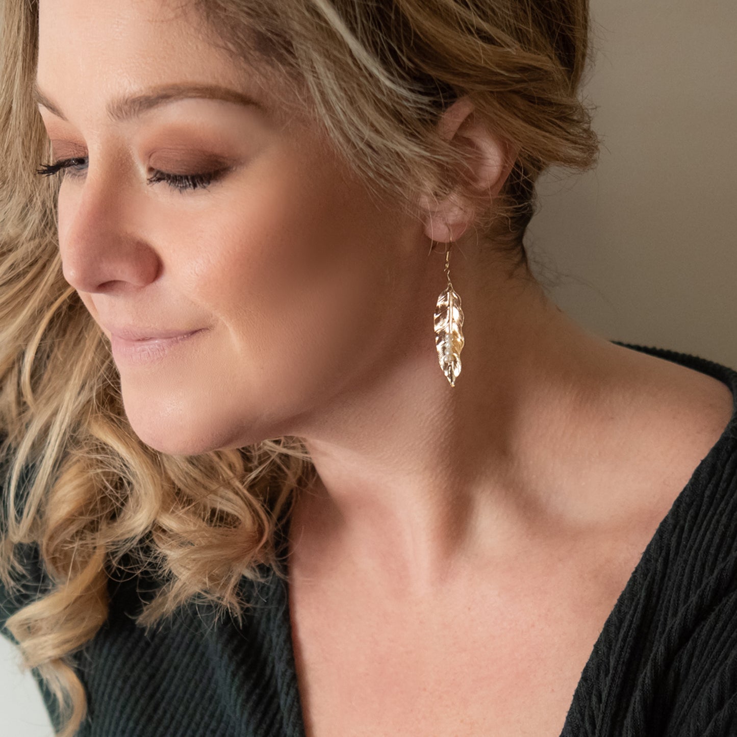 Gold-plated-leaf-pearl-dangle-earrings-2-1/2inches