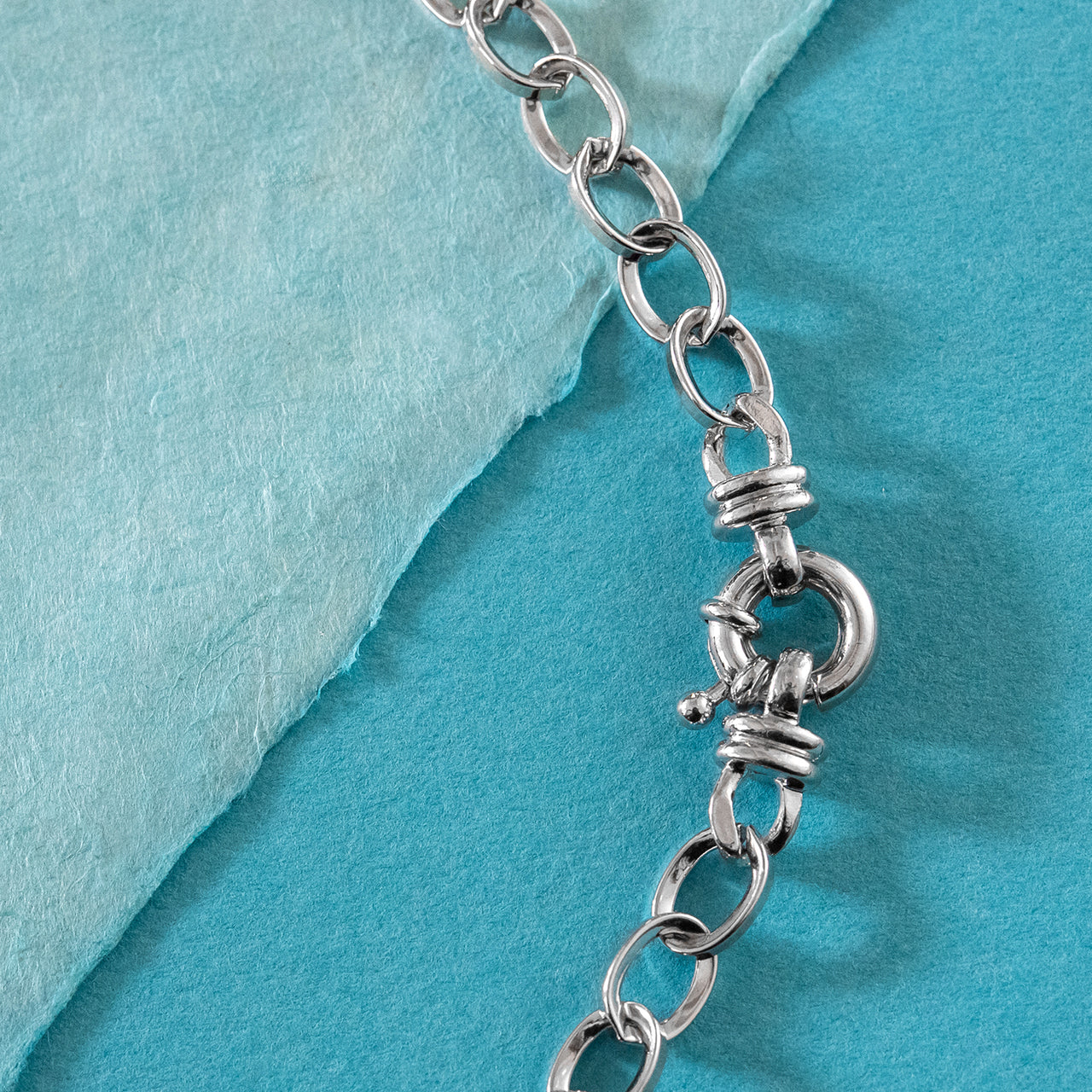 silver-link-chain