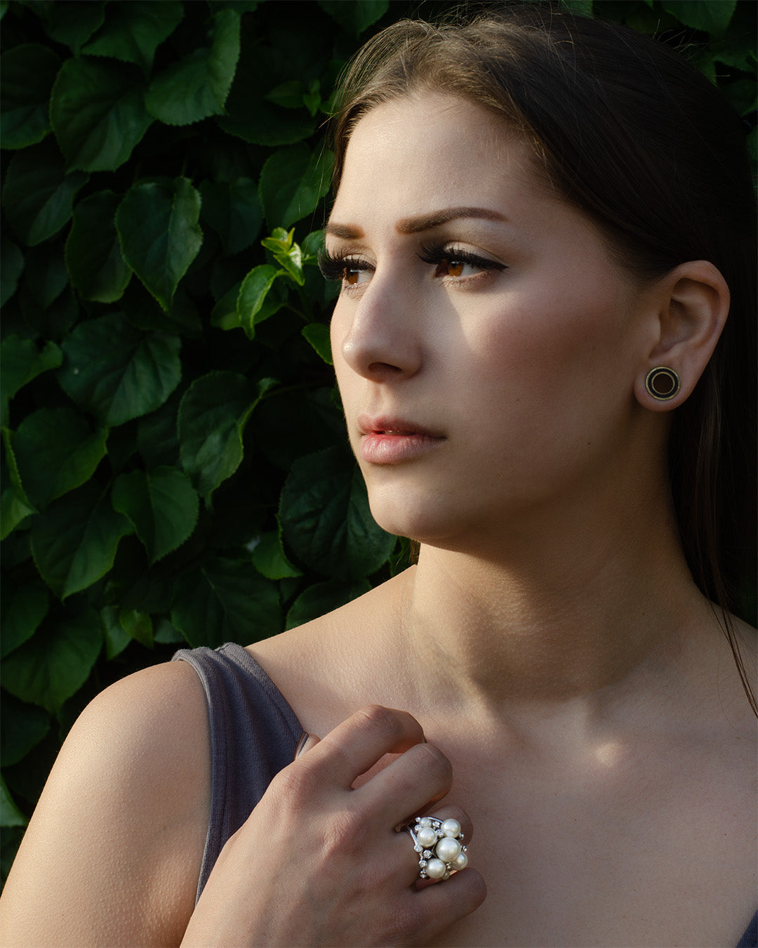 Elegant Pearl Cluster Statement Ring with Crystal Accents