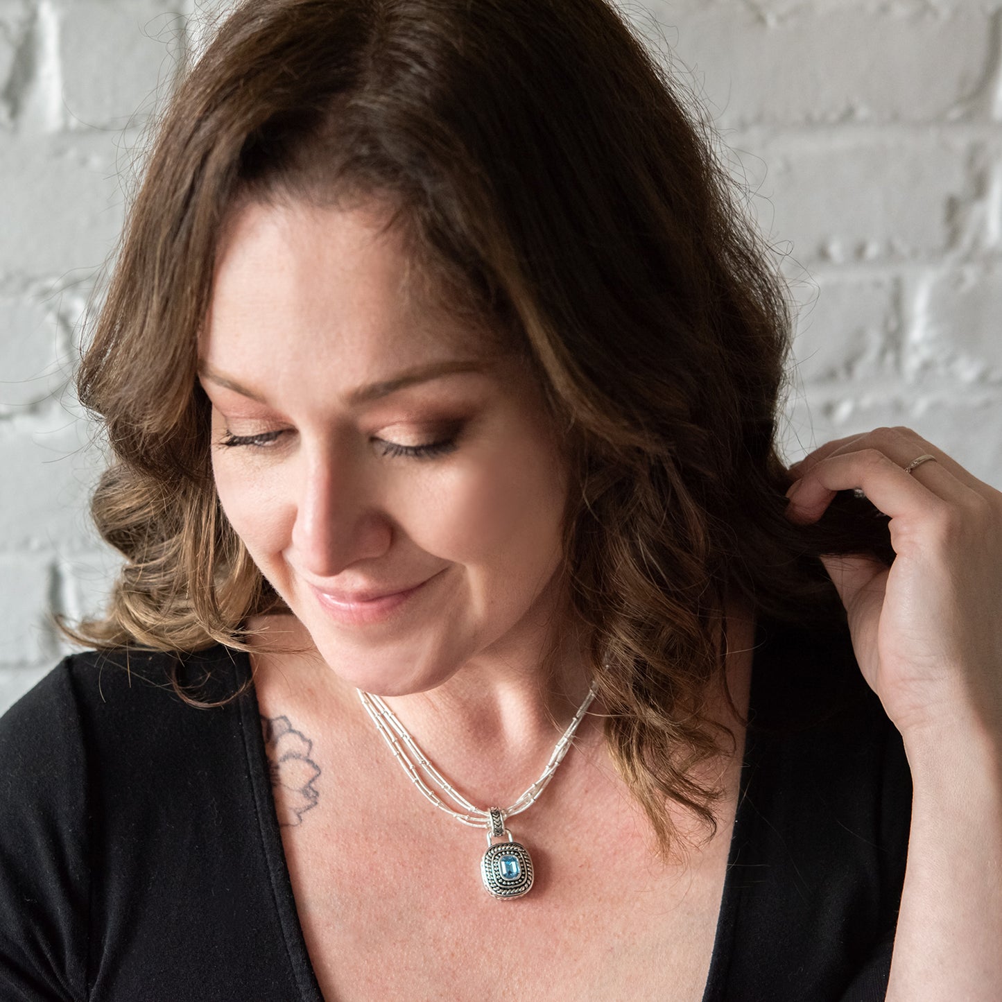 silver necklace-aquamarine necklace