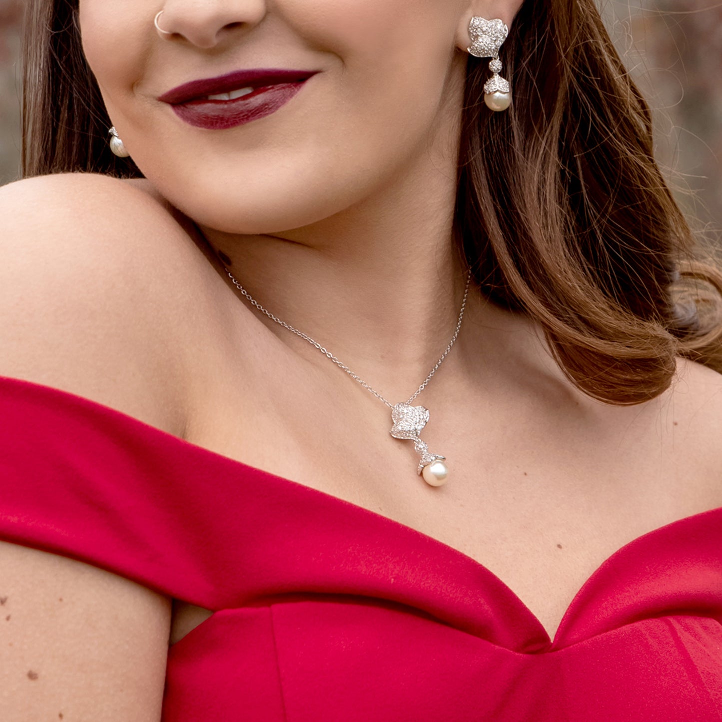 prom jewelry-wedding necklace-wedding jewelry-jewelry for the prom-crystal necklace-pearl necklace-bib necklace-pearl pendant