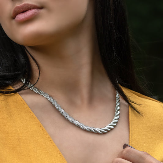 18 Inch Silver Tone Twisted Rope Chain Necklace with Extender