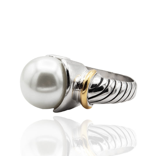 Women's Elegant Pearl Designer Inspired Statement Ring 18kt Gold Plated