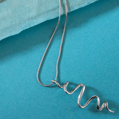 silver-pendant-swirl-chain-necklace