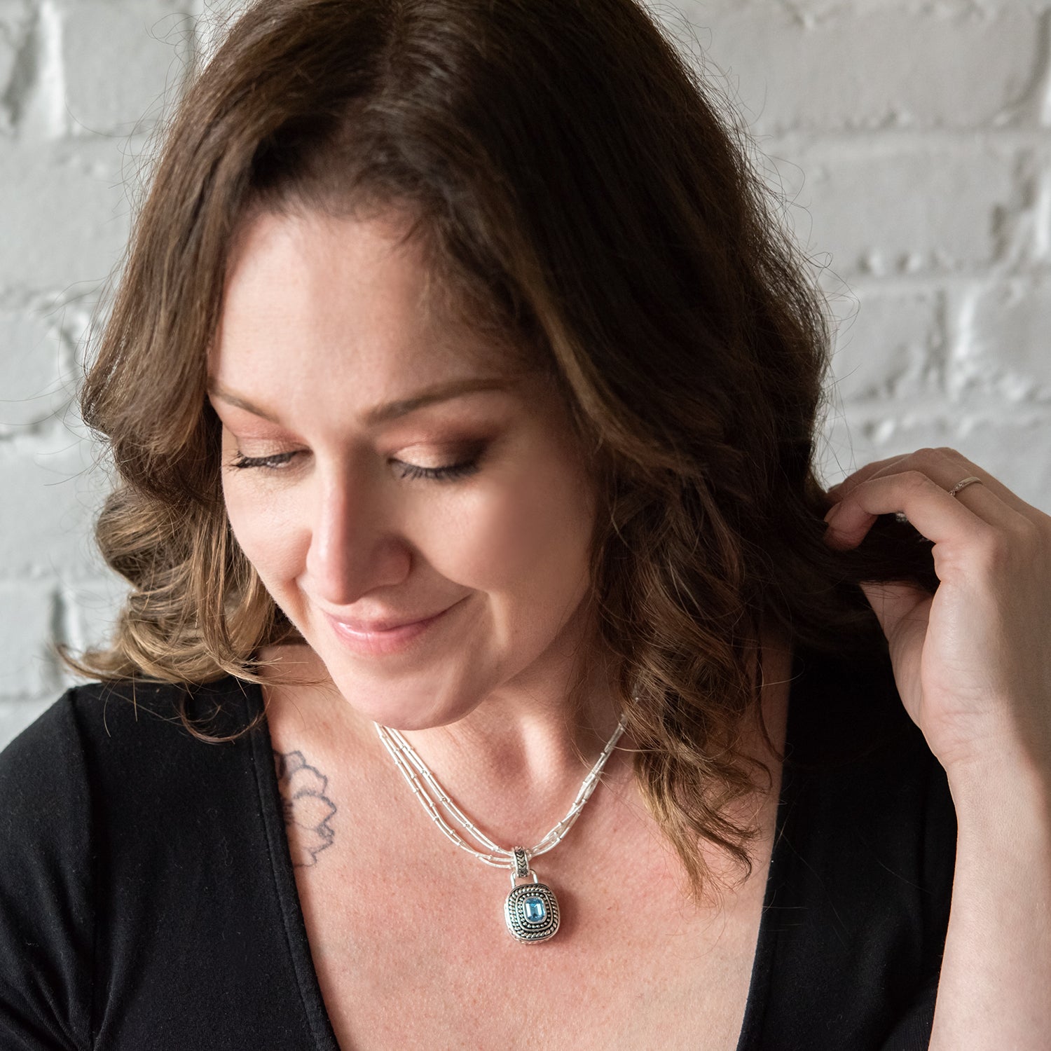 silver necklace-aquamarine necklace