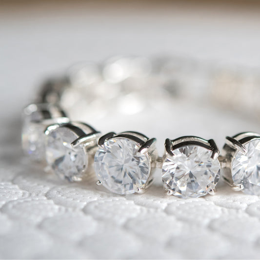 Elegant Round Cut Cubic Zirconia Tennis Bracelet 7 Inch Silver Tone Special Occasion Jewelry