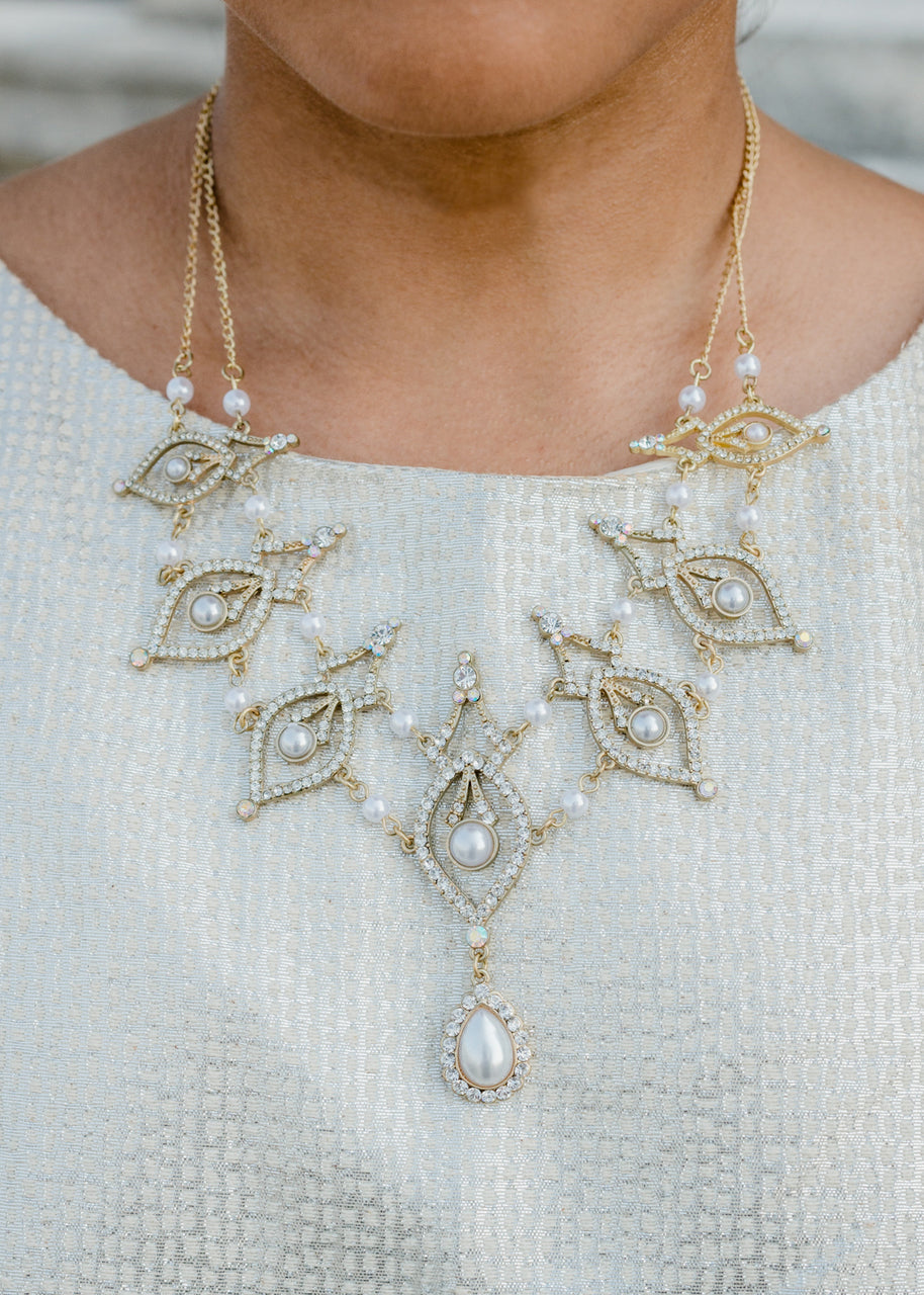 pearl-necklace-bridal-prom-jewelry-bib-necklace