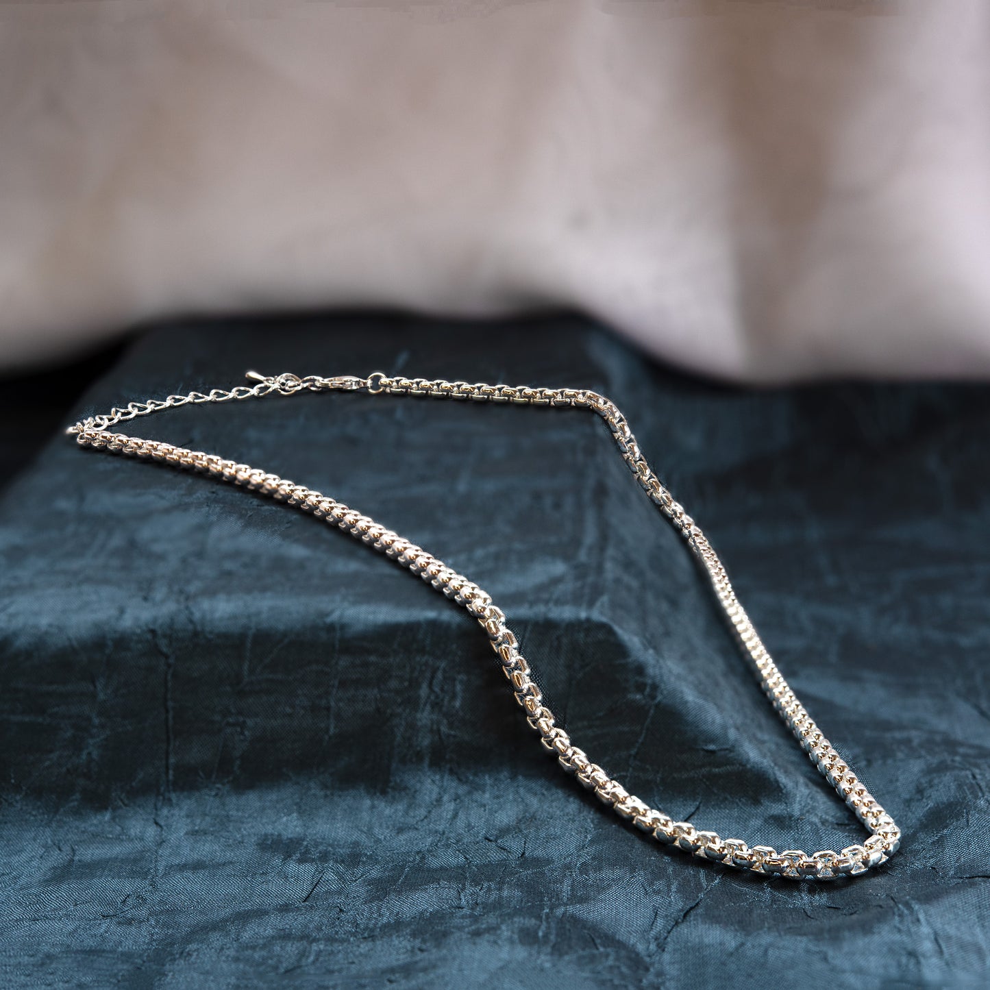 18 Inch Silver Tone Rolled Box Chain Necklace Classic Roll Chain (Copy)
