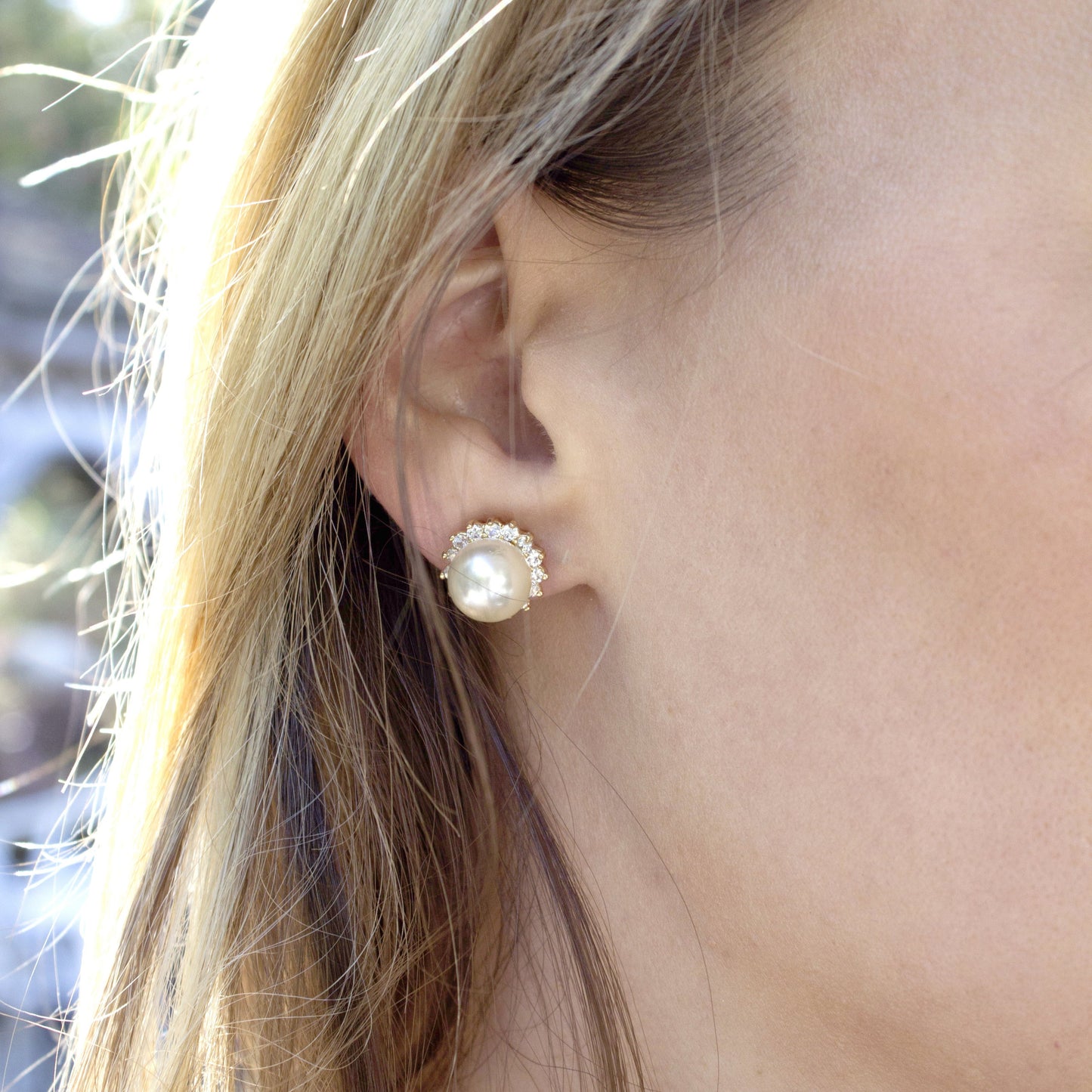Elegant Pearl Stud Earrings with Crystal Halo Gold Tone Wedding Formal Jewelry