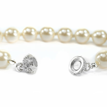 pearl-bracelet-crystal-clasp
